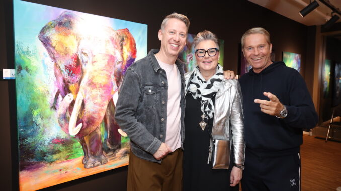 Künstlerin Manuela Rathje mit den TV Lieblingen Andre Schuenke und Hinnerk Baumgarten / Foto: Wallocha